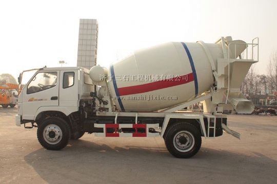 点击查看详细信息<br>标题：6方搅拌运输车 阅读次数：1602