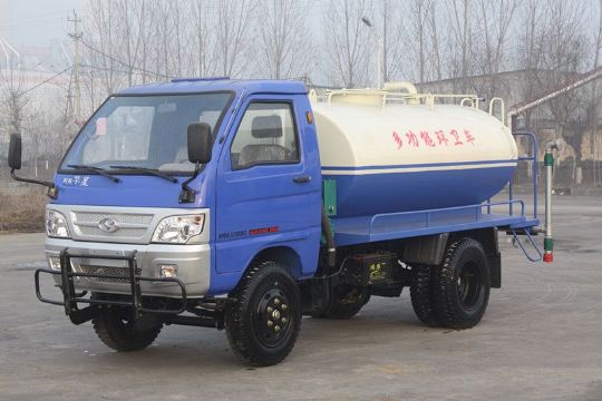 点击查看详细信息<br>标题：3方时风六轮吸粪车 阅读次数：2247