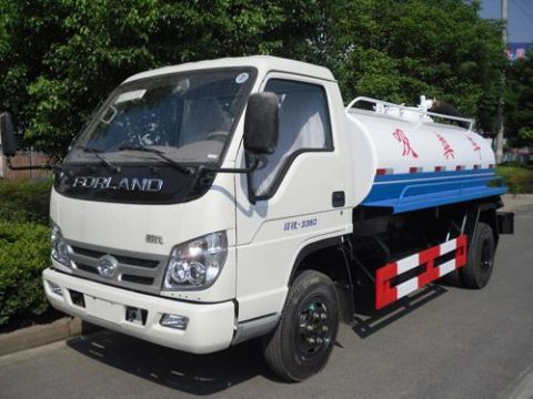 点击查看详细信息<br>标题：5方时代领航洒水车 阅读次数：1744